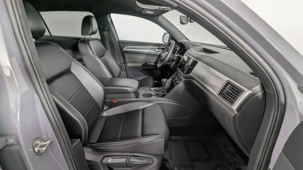 Florida Fine Cars - Used VOLKSWAGEN ATLAS CROSS SPORT 2021 ORLANDO 3.6L V6 SE W/TECHNOLOGY