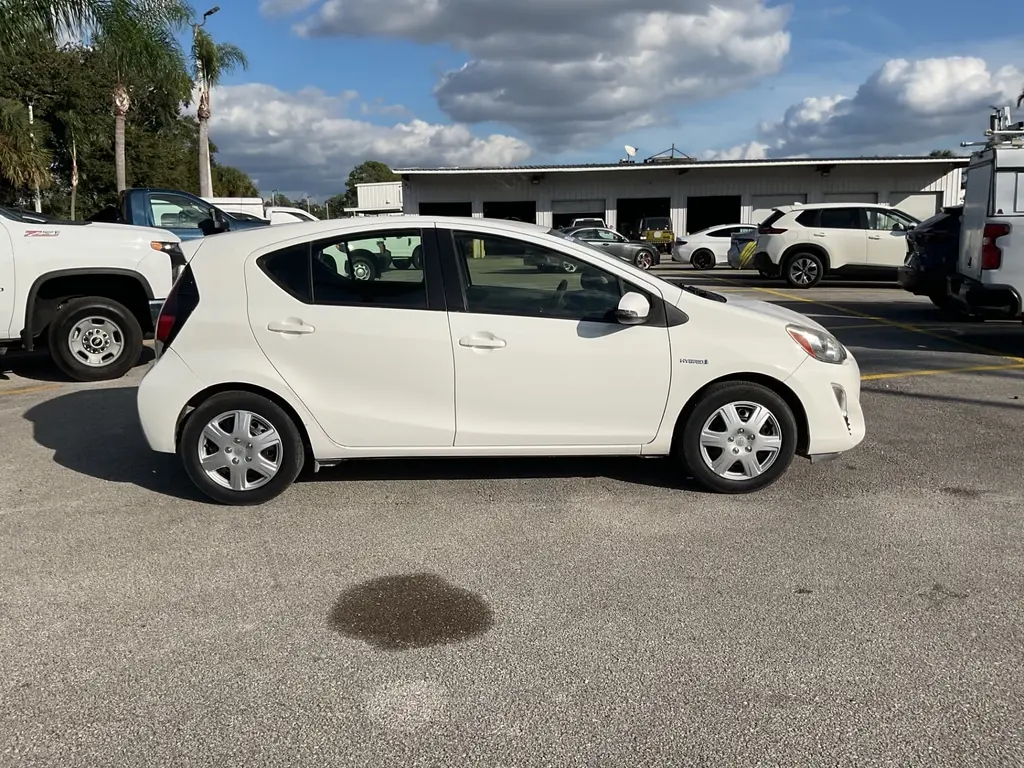 Florida Fine Cars - Used TOYOTA PRIUS C 2016 ORLANDO TWO
