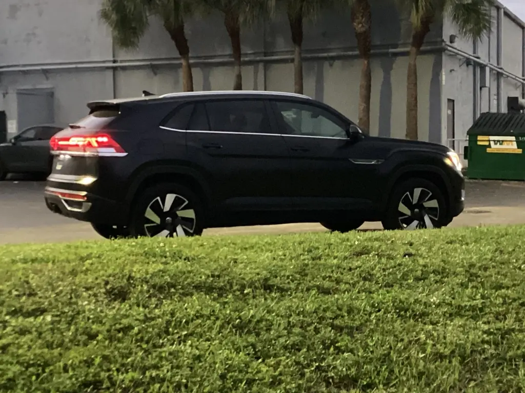 Florida Fine Cars - Used VOLKSWAGEN ATLAS CROSS SPORT 2024 MIAMI 2.0T SE W/TECHNOLOGY