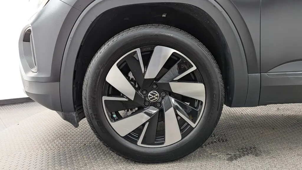 Florida Fine Cars - Used VOLKSWAGEN ATLAS CROSS SPORT 2024 MIAMI 2.0T SE W/TECHNOLOGY