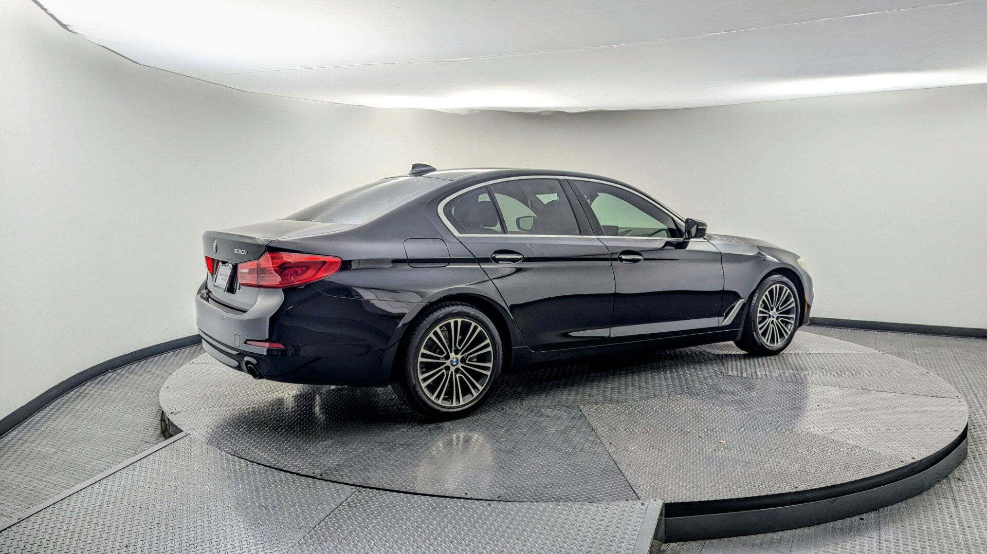 used vehicle - SEDAN BMW 5 SERIES 2018