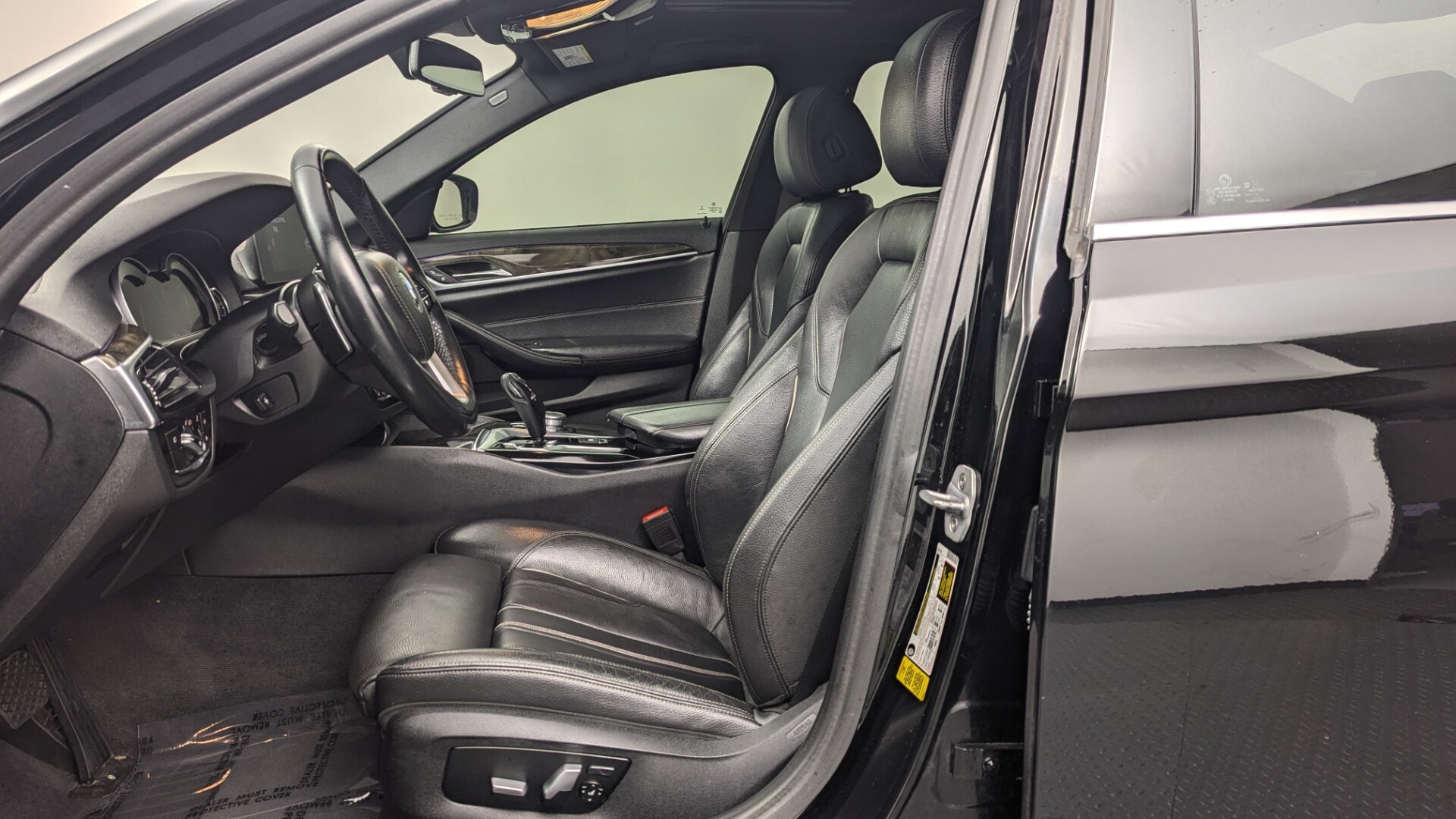 used vehicle - SEDAN BMW 5 SERIES 2018