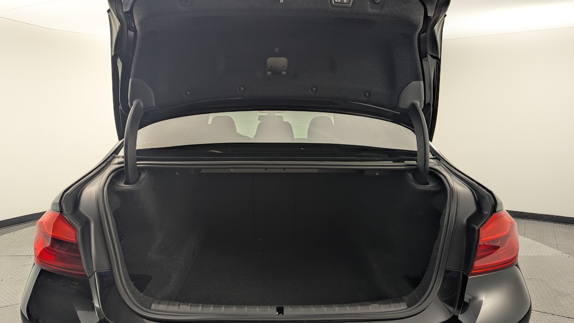 used vehicle - SEDAN BMW 5 SERIES 2018