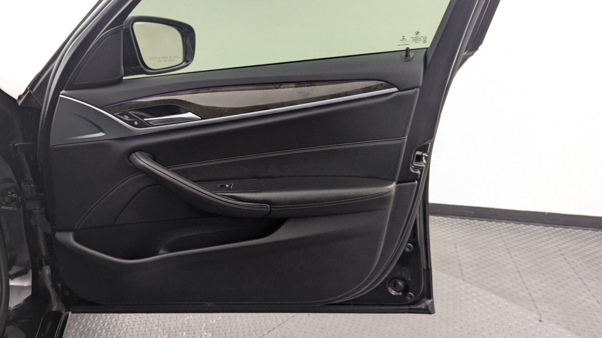 used vehicle - SEDAN BMW 5 SERIES 2018