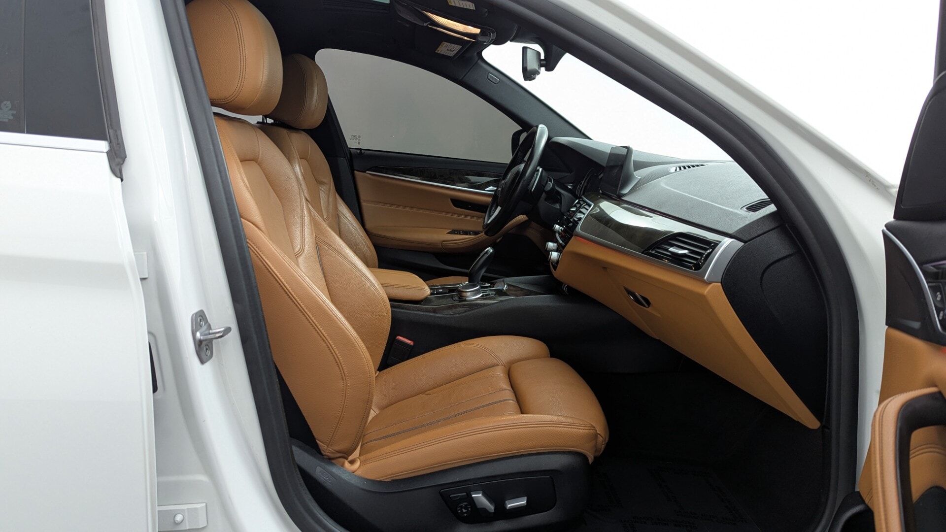 used vehicle - SEDAN BMW 5 SERIES 2018
