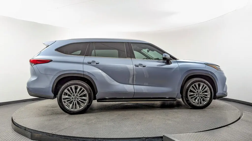 Florida Fine Cars - Used TOYOTA HIGHLANDER 2023 MARGATE PLATINUM