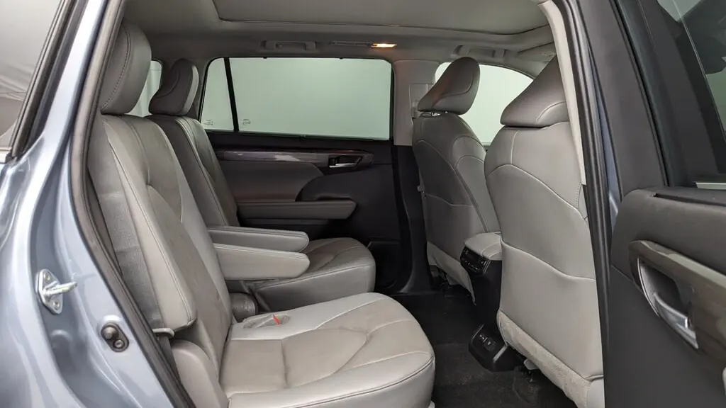 Florida Fine Cars - Used TOYOTA HIGHLANDER 2023 MARGATE PLATINUM