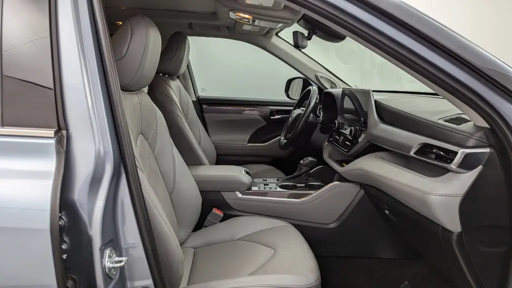 Florida Fine Cars - Used TOYOTA HIGHLANDER 2023 MARGATE PLATINUM