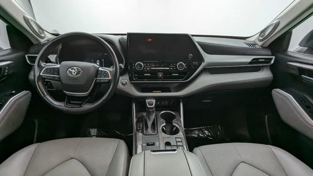 Florida Fine Cars - Used TOYOTA HIGHLANDER 2023 MARGATE PLATINUM