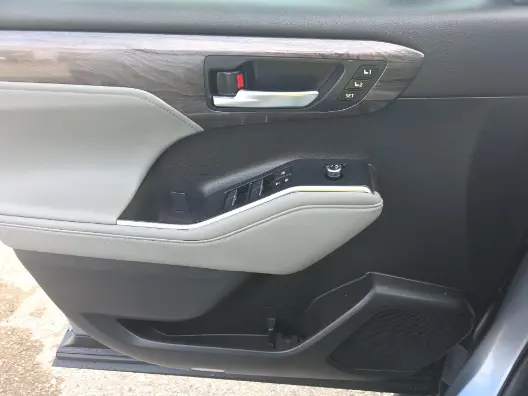 Florida Fine Cars - Used TOYOTA HIGHLANDER 2023 MARGATE PLATINUM