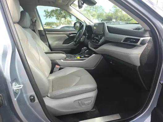 Florida Fine Cars - Used TOYOTA HIGHLANDER 2023 MARGATE PLATINUM