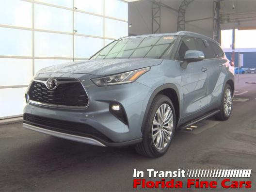 2023 Toyota Highlander Platinum's photo