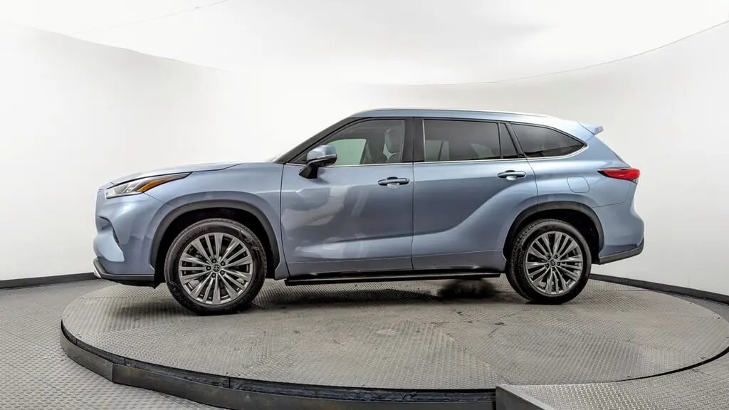 Florida Fine Cars - Used TOYOTA HIGHLANDER 2023 MARGATE PLATINUM