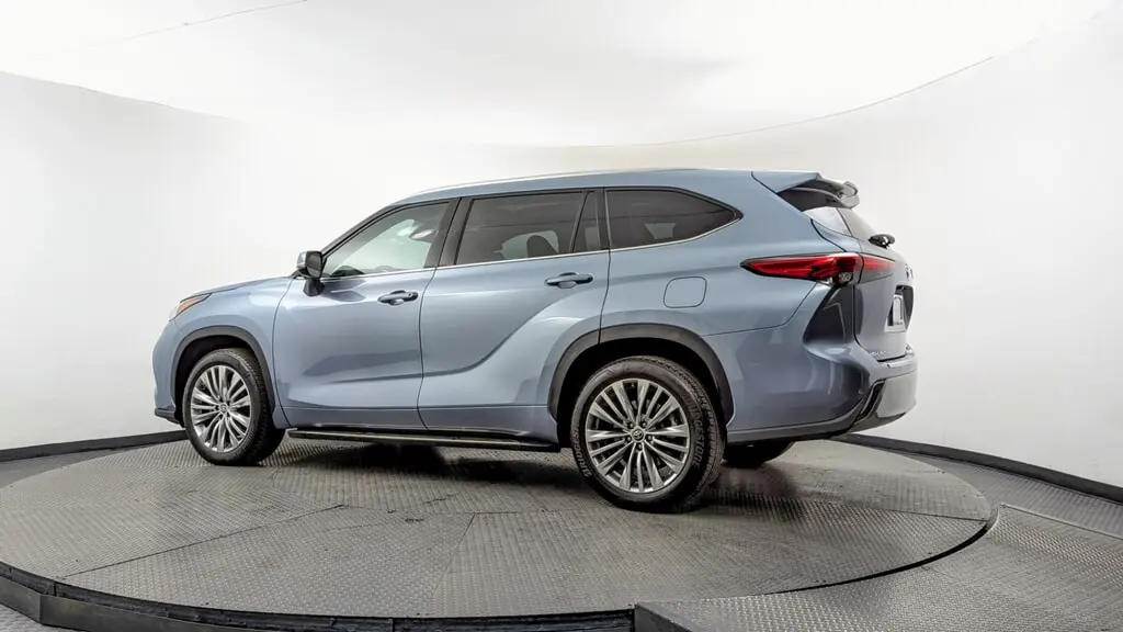 Florida Fine Cars - Used TOYOTA HIGHLANDER 2023 MARGATE PLATINUM