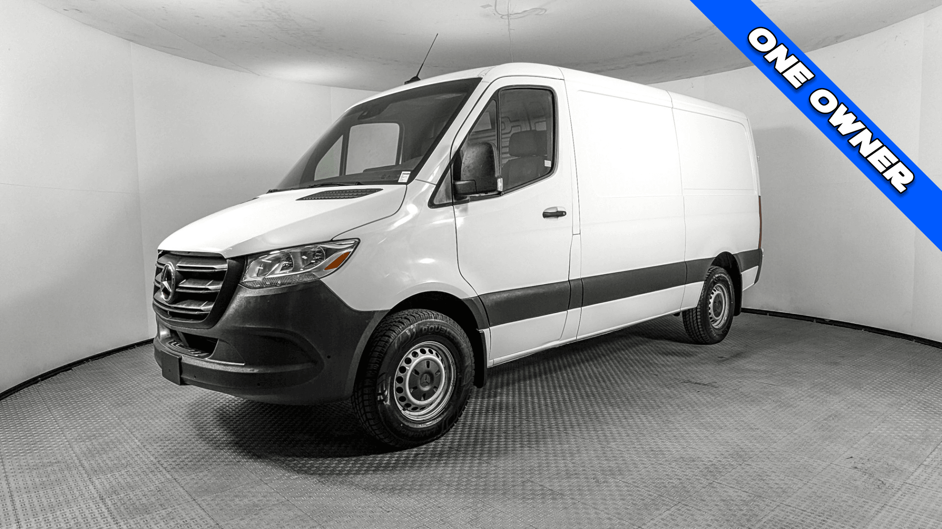 2022 Mercedes-Benz Sprinter Cargo Van Base's photo