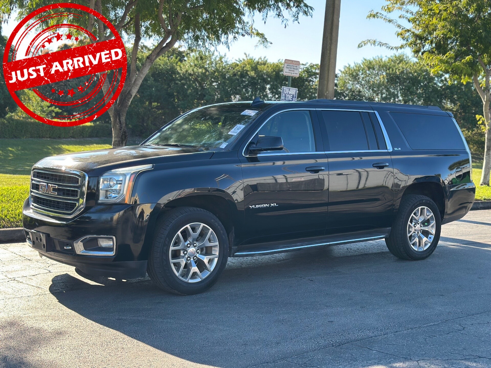 2017 GMC Yukon XL SLE's photo