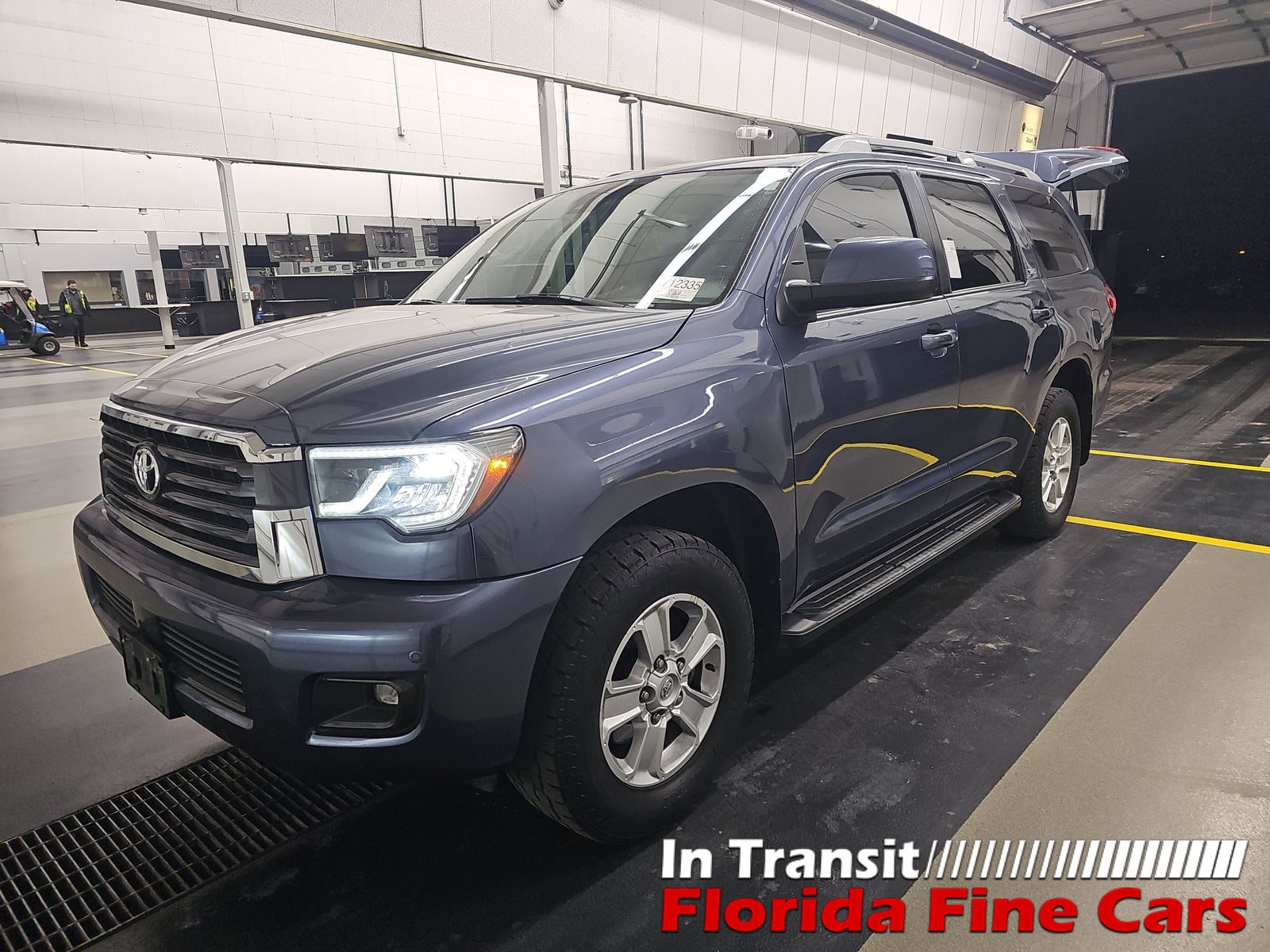 2018 Toyota Sequoia SR5's photo
