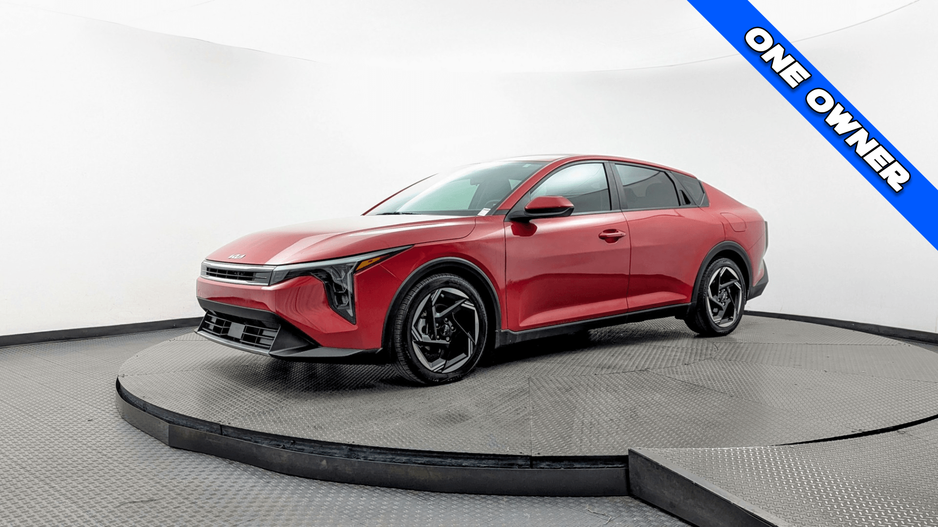 2025 Kia K4 EX's photo