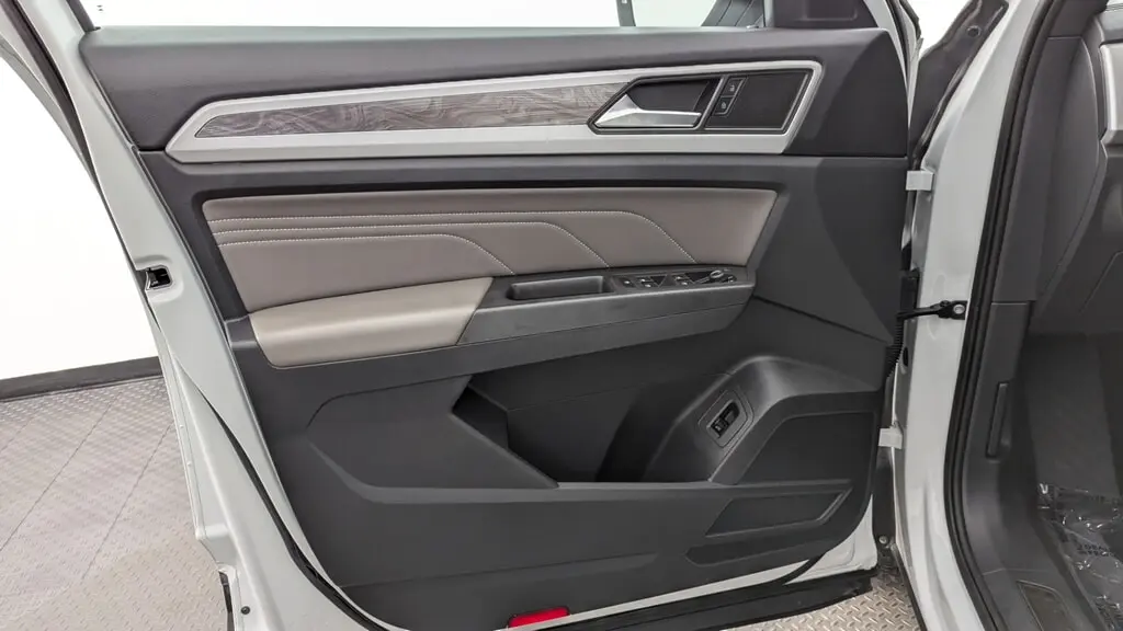 Florida Fine Cars - Used VOLKSWAGEN ATLAS CROSS SPORT 2023 MIAMI 2.0T SE W/TECHNOLOGY