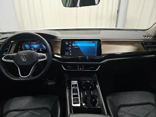 Florida Fine Cars - Used VOLKSWAGEN ATLAS 2024 WEST PALM 2.0T SE W/TECHNOLOGY