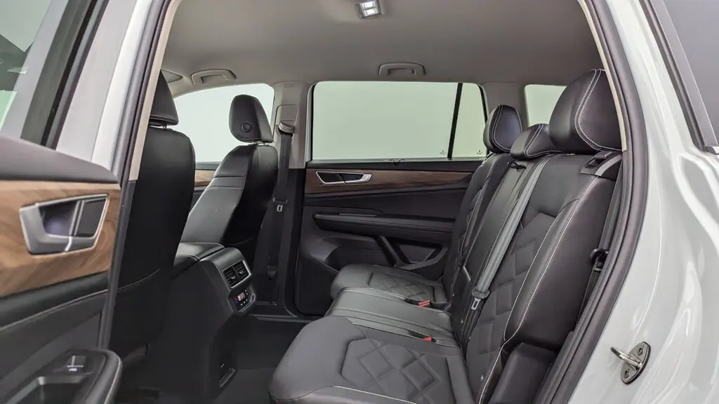 Florida Fine Cars - Used VOLKSWAGEN ATLAS 2024 WEST PALM 2.0T SE W/TECHNOLOGY