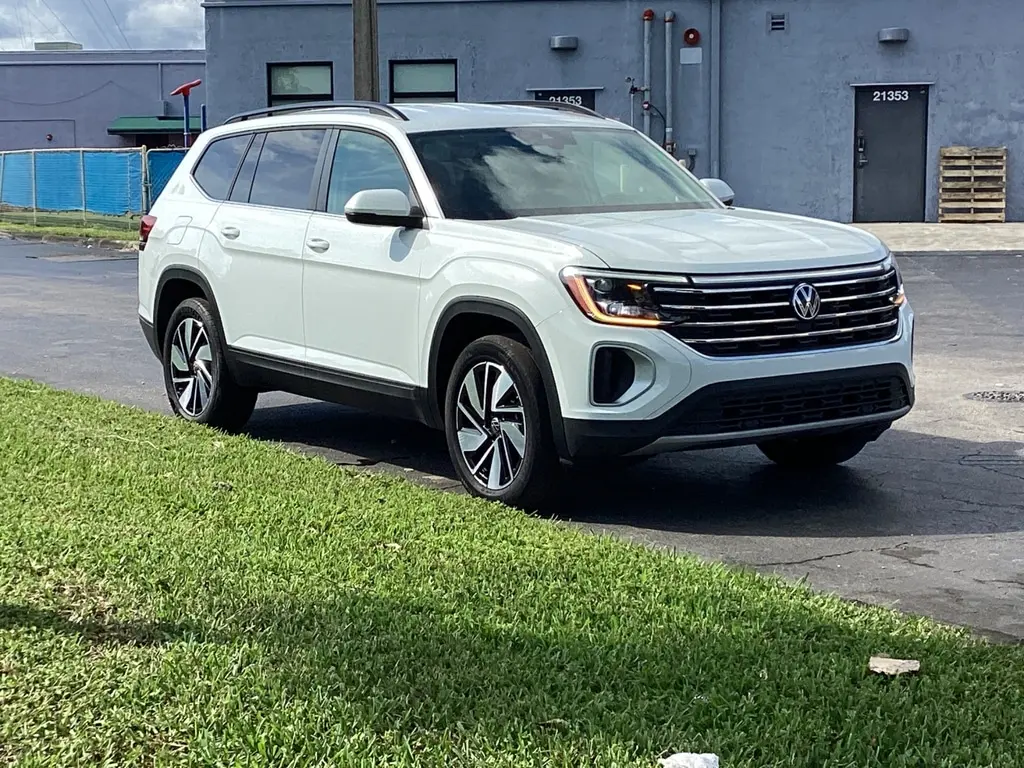Florida Fine Cars - Used VOLKSWAGEN ATLAS 2024 WEST PALM 2.0T SE W/TECHNOLOGY