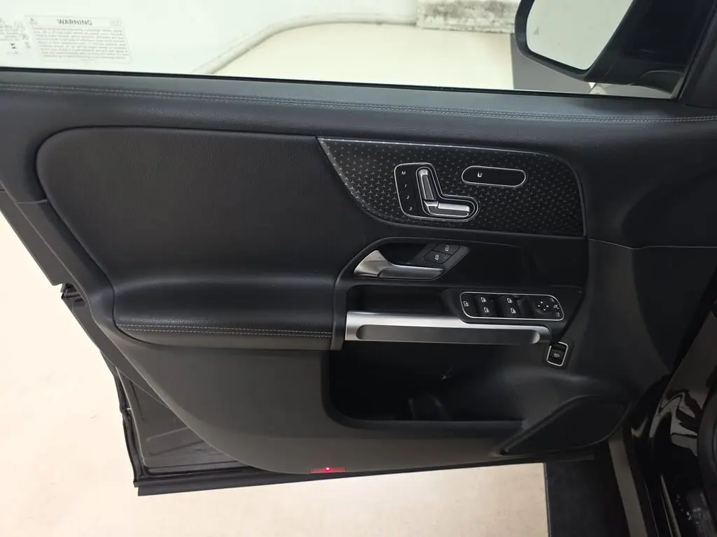 Florida Fine Cars - Used MERCEDES-BENZ GLB 2024 ORLANDO GLB 250