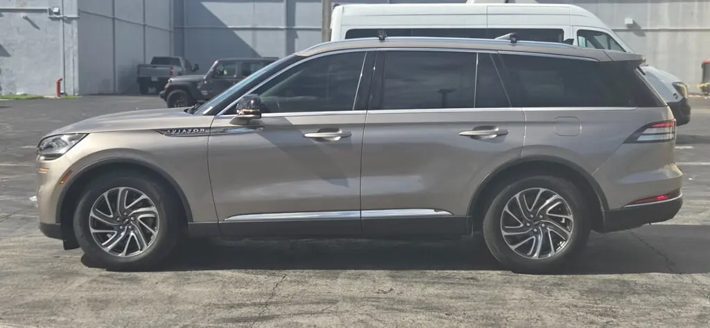 Florida Fine Cars - Used LINCOLN AVIATOR 2021 MIAMI STANDARD