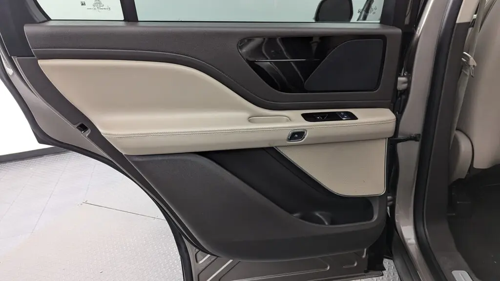 Florida Fine Cars - Used LINCOLN AVIATOR 2021 MIAMI STANDARD