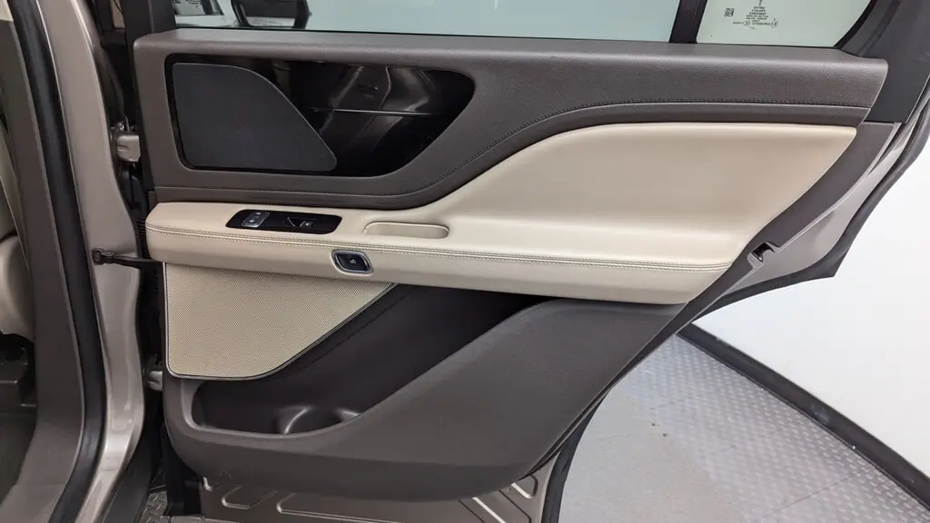 Florida Fine Cars - Used LINCOLN AVIATOR 2021 MIAMI STANDARD