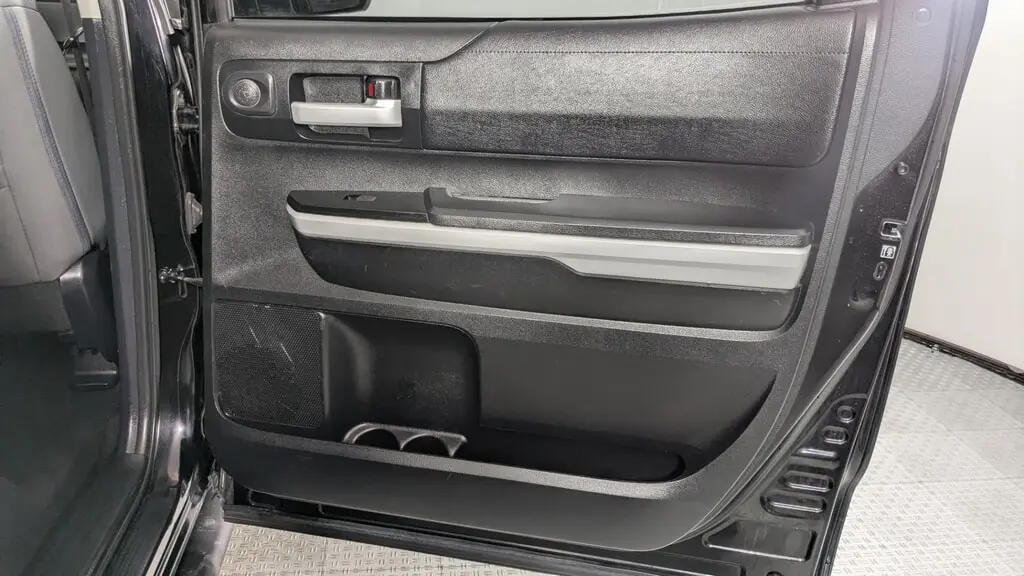 Florida Fine Cars - Used TOYOTA TUNDRA 4WD 2019 ORLANDO SR5