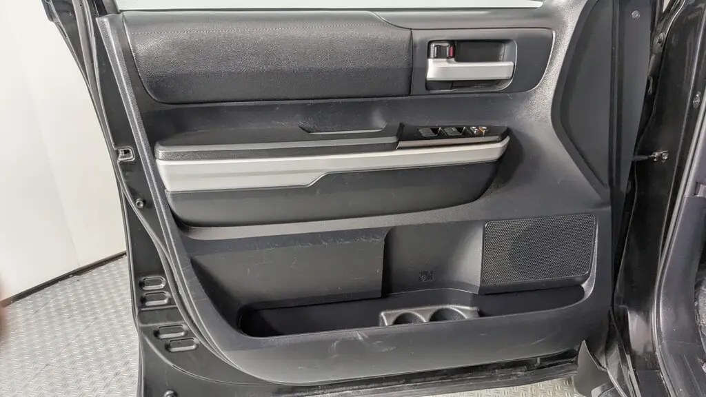 Florida Fine Cars - Used TOYOTA TUNDRA 4WD 2019 ORLANDO SR5