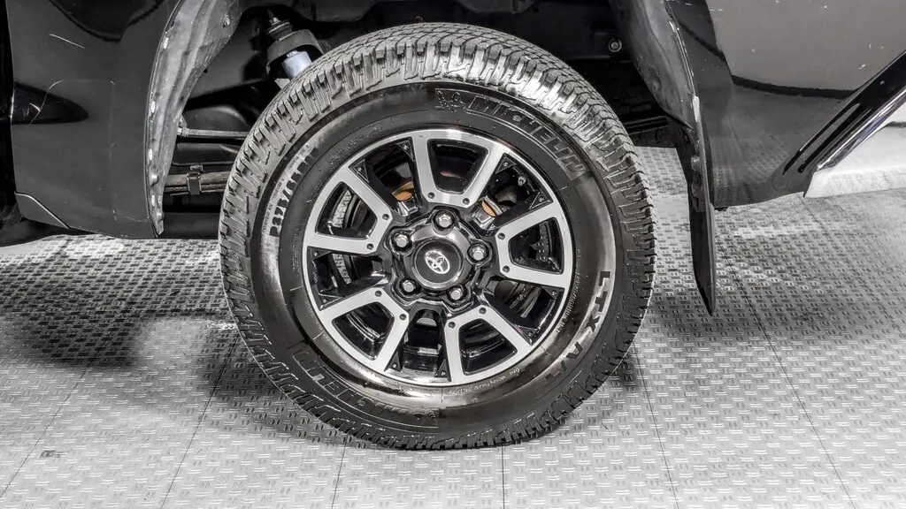 Florida Fine Cars - Used TOYOTA TUNDRA 4WD 2019 ORLANDO SR5