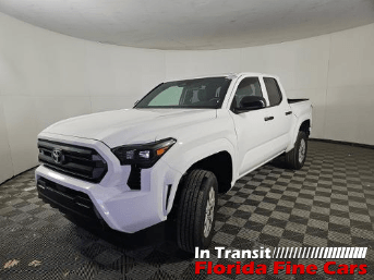 2025 Toyota Tacoma SR's photo