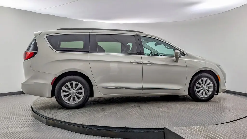 Florida Fine Cars - Used CHRYSLER PACIFICA 2017 MIAMI TOURING L