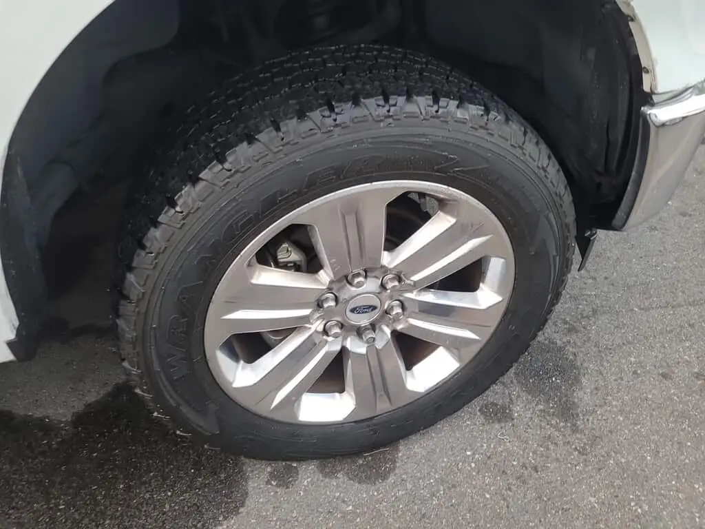 Florida Fine Cars - Used FORD F-150 2017 WEST PALM XLT SUPERCREW 5.5' BOX