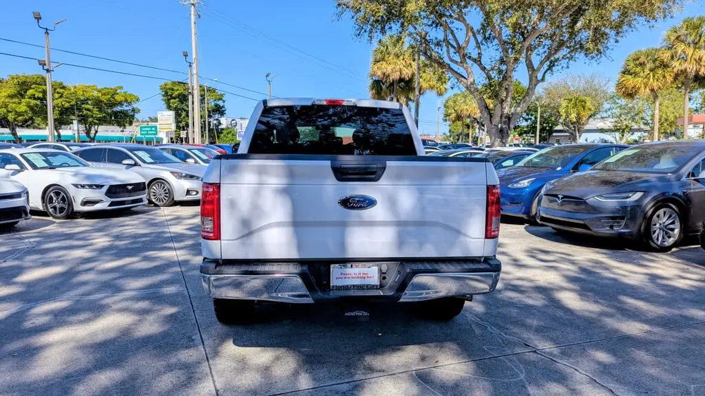 Florida Fine Cars - Used FORD F-150 2017 WEST PALM XLT SUPERCREW 5.5' BOX
