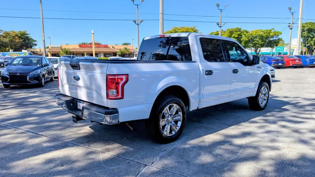 Florida Fine Cars - Used FORD F-150 2017 WEST PALM XLT SUPERCREW 5.5' BOX