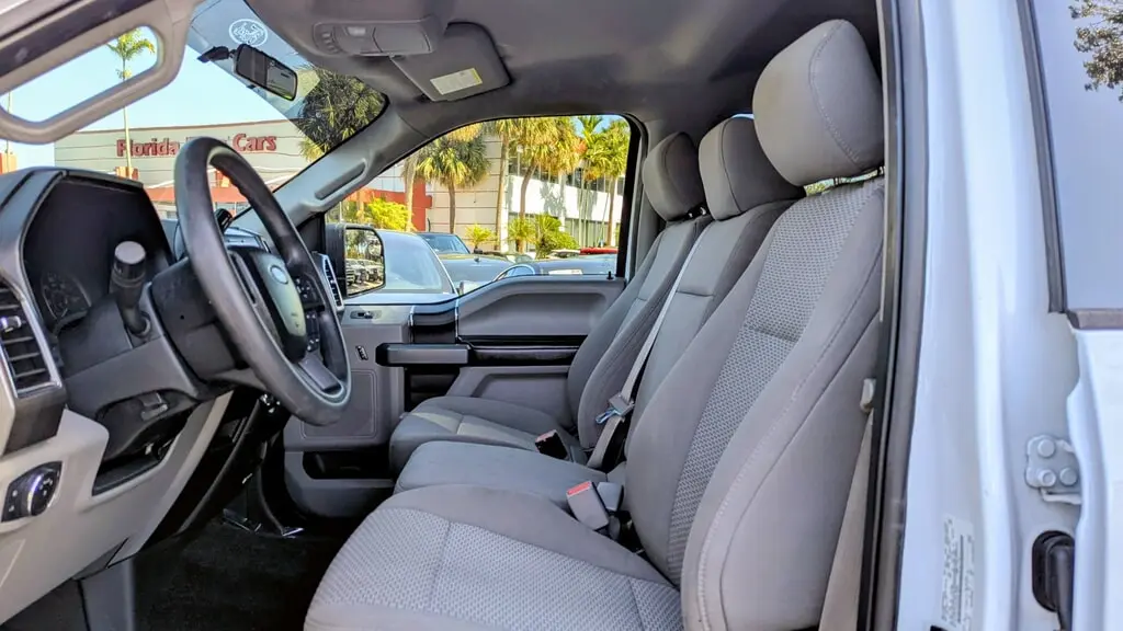 Florida Fine Cars - Used FORD F-150 2017 WEST PALM XLT SUPERCREW 5.5' BOX