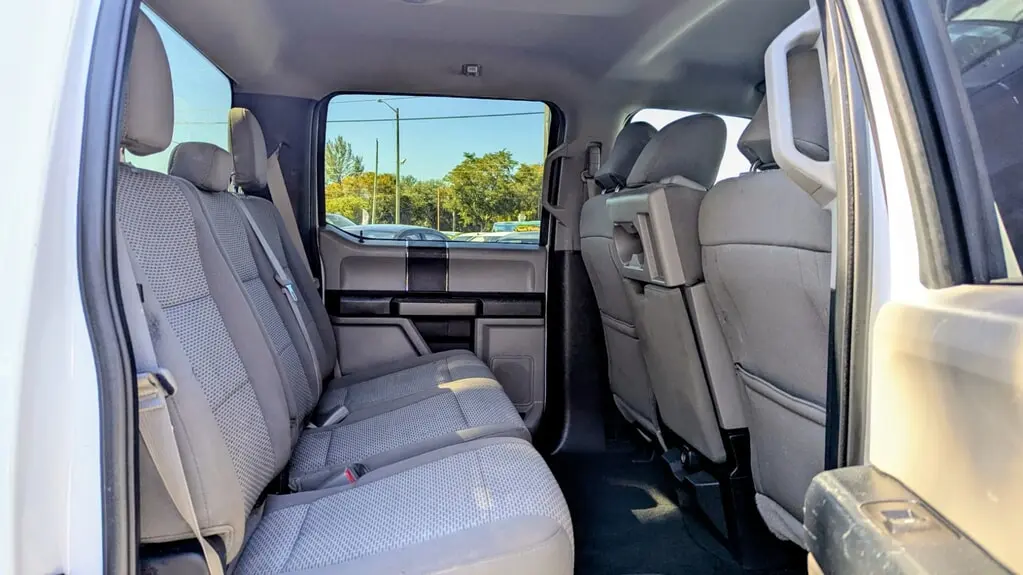 Florida Fine Cars - Used FORD F-150 2017 WEST PALM XLT SUPERCREW 5.5' BOX