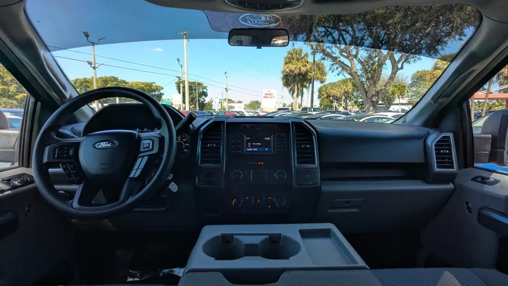 Florida Fine Cars - Used FORD F-150 2017 WEST PALM XLT SUPERCREW 5.5' BOX