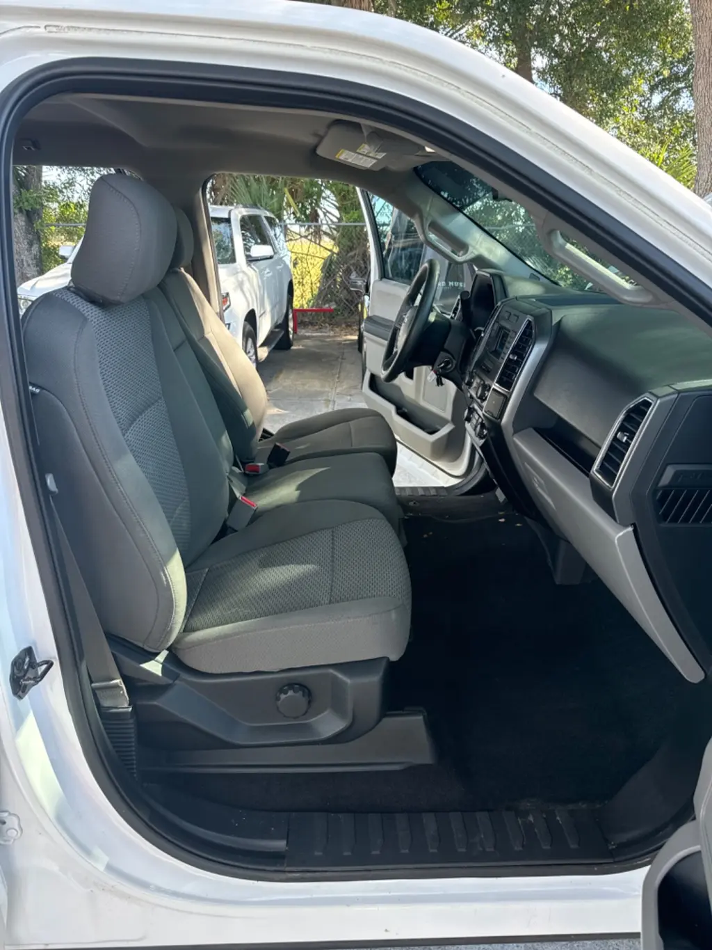 Florida Fine Cars - Used FORD F-150 2017 WEST PALM XLT SUPERCREW 5.5' BOX