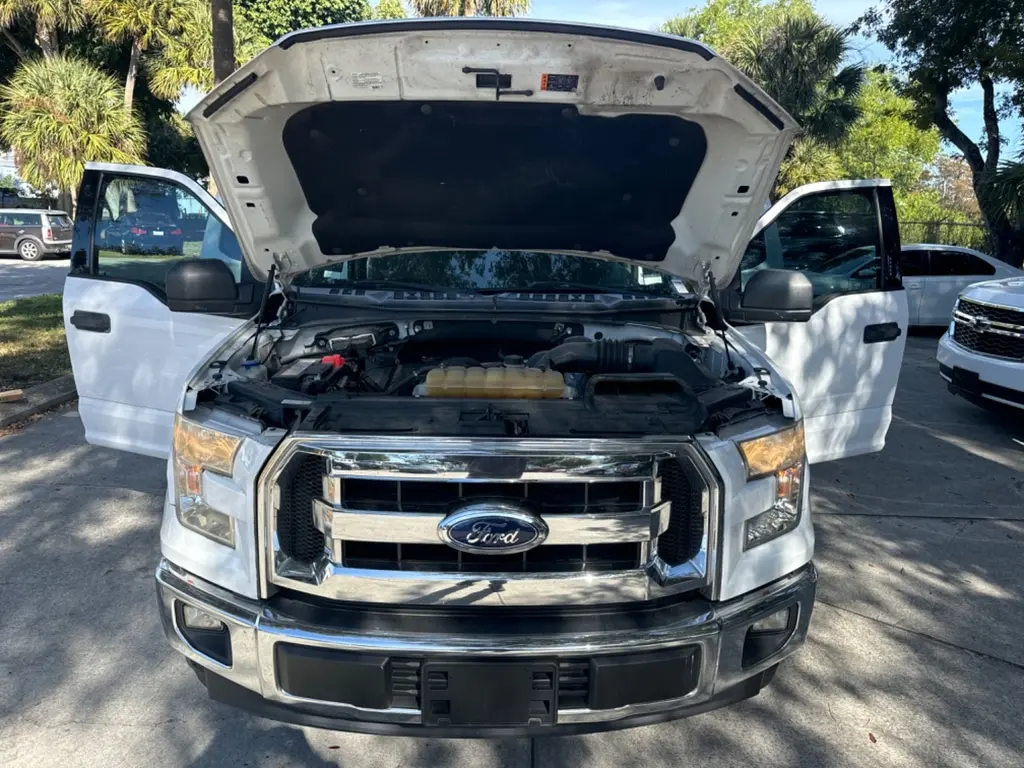 Florida Fine Cars - Used FORD F-150 2017 WEST PALM XLT SUPERCREW 5.5' BOX
