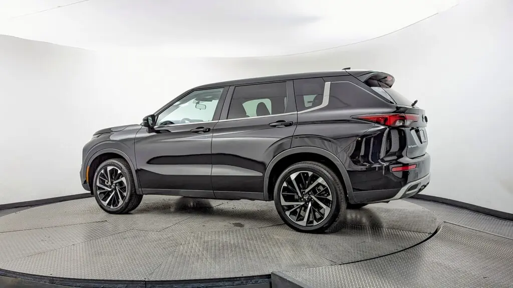 Florida Fine Cars - Used MITSUBISHI OUTLANDER 2024 MIAMI SE