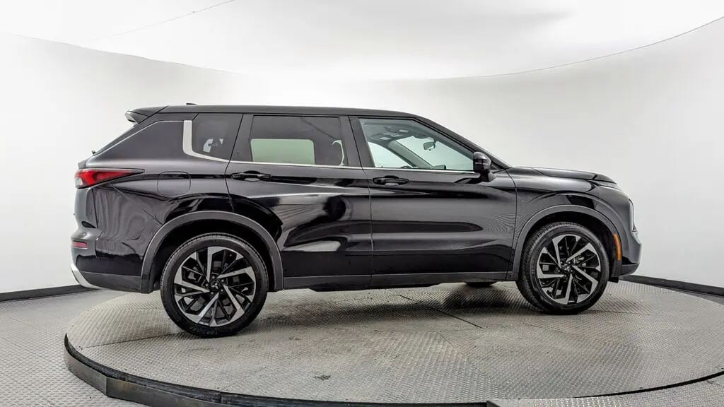 Florida Fine Cars - Used MITSUBISHI OUTLANDER 2024 MIAMI SE