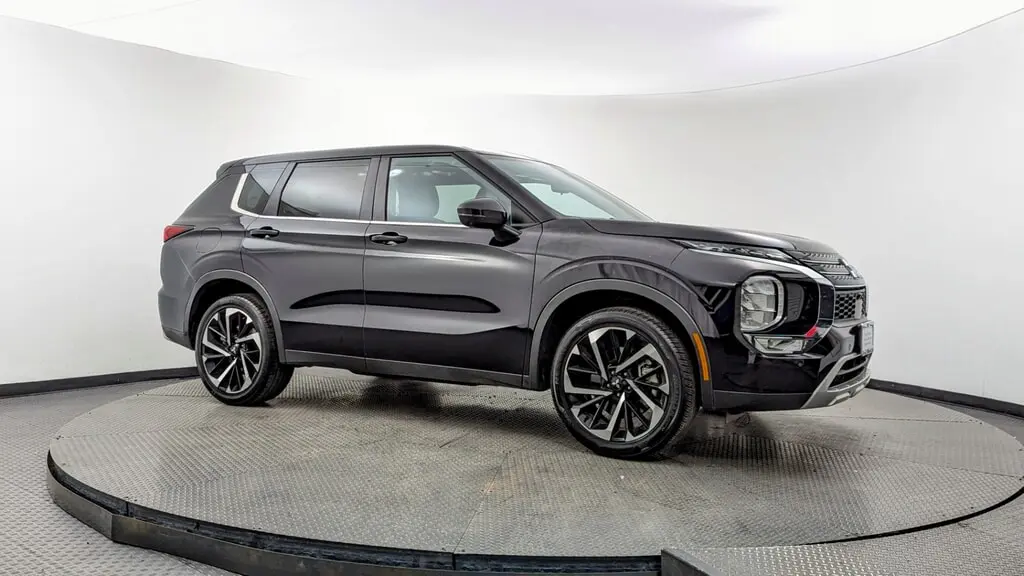 Florida Fine Cars - Used MITSUBISHI OUTLANDER 2024 MIAMI SE