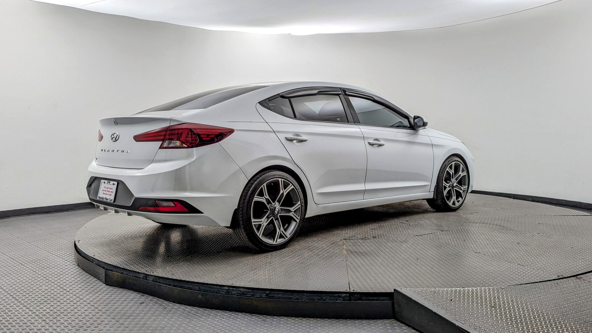 used vehicle - SEDAN HYUNDAI ELANTRA 2019