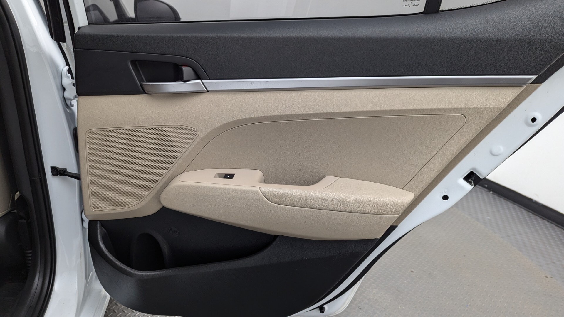 used vehicle - SEDAN HYUNDAI ELANTRA 2019
