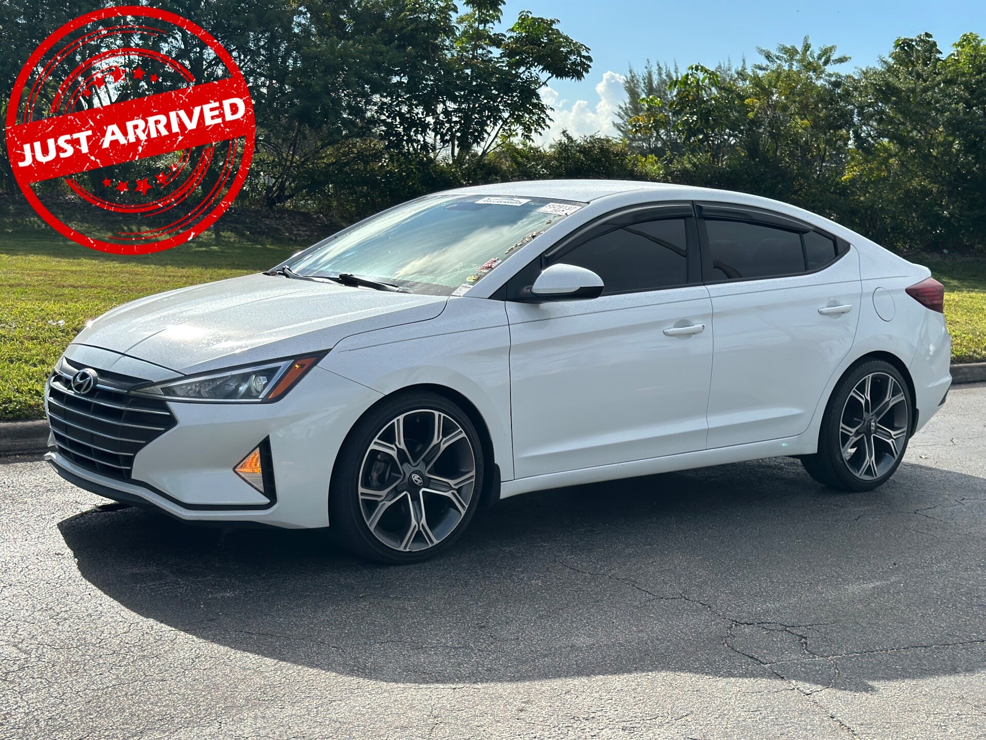 2019 Hyundai Elantra SE