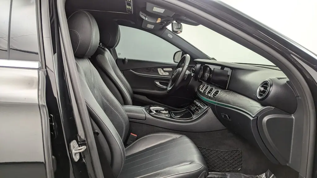 Florida Fine Cars - Used MERCEDES-BENZ E-CLASS 2017 MIAMI E 300 LUXURY